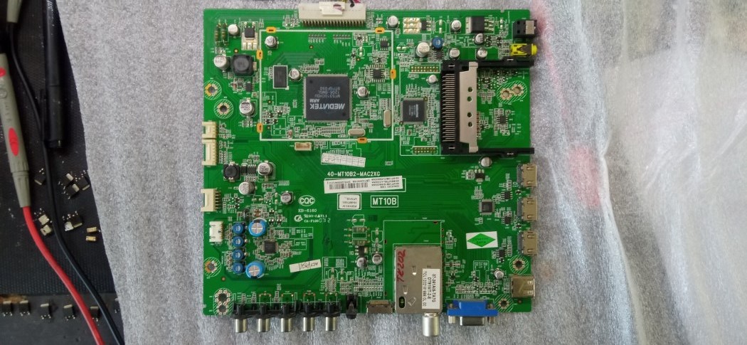 TK202 THOMSON 32HU5253 MAIN 40-MT10B2-MAC2XG PANEL LVW320SSTM E5